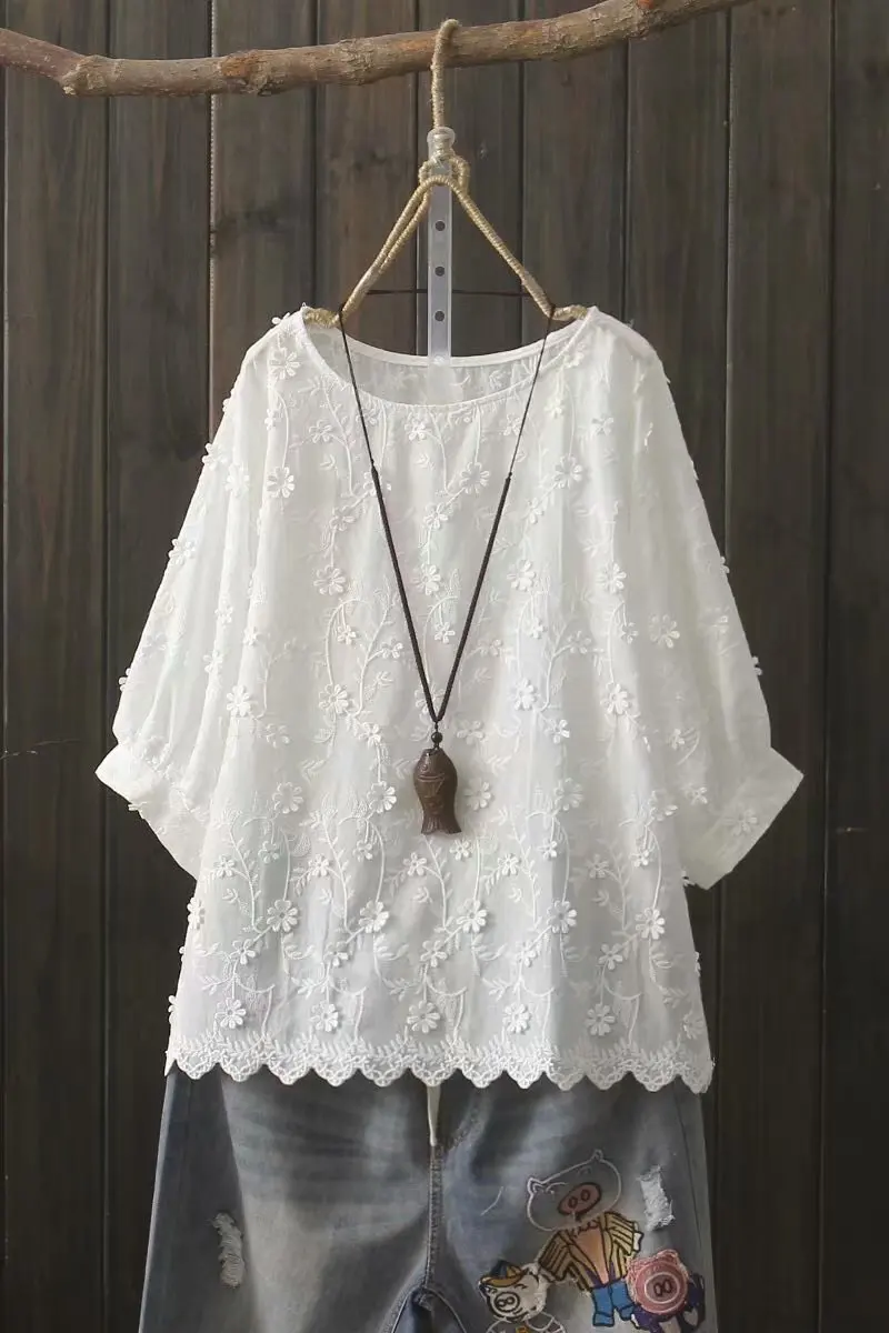 

2021 Three-dimensional Flower Embroidery Cotton Solid O Neck Shirt Summer New Sweet Lantern Sleeve Loose Women Tops