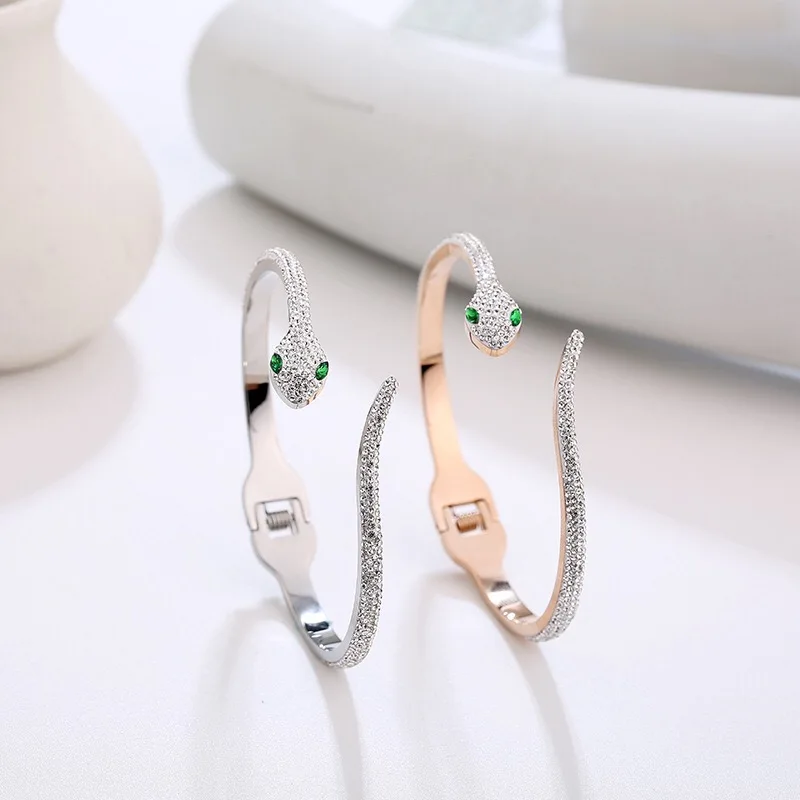 Новый зеленый глаз Змеиный браслет с духом для мужчин и женщин классические