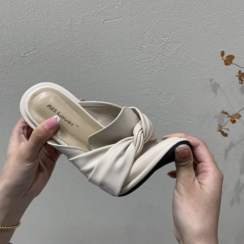 

Bailamos 2021 Women Slippers Pleated Round Toe Ladies Flat Slides Fashion Slip On Mules Female Flip Flops Woman Elegant Flats