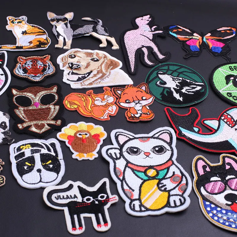

Cute Animal Iron on Patches for Clothes Cat Dog Dinosaur Owl Wolf Bird Embroidery Patch Badge on Kids Clothing Parches Stickers