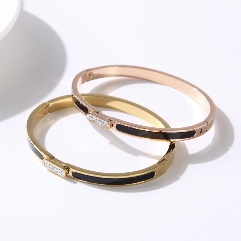 

Luxury brand high quality fine jewelry titanium black enamel bangle wristband fashion accessories bangles cuff bracelet wristlet