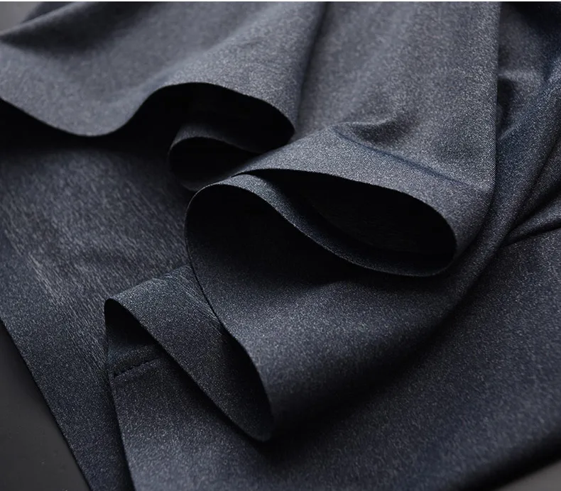 

Summer Mens T-shirts Luxury Solid Color Silky Shorts Sleeve Male T-shirts Plus Size 4xl Slim Fit Casual Man T-shirts