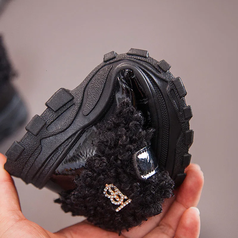 Детская теплая обувь для девочек Детские Модные Ботинки Martin на пуху детские