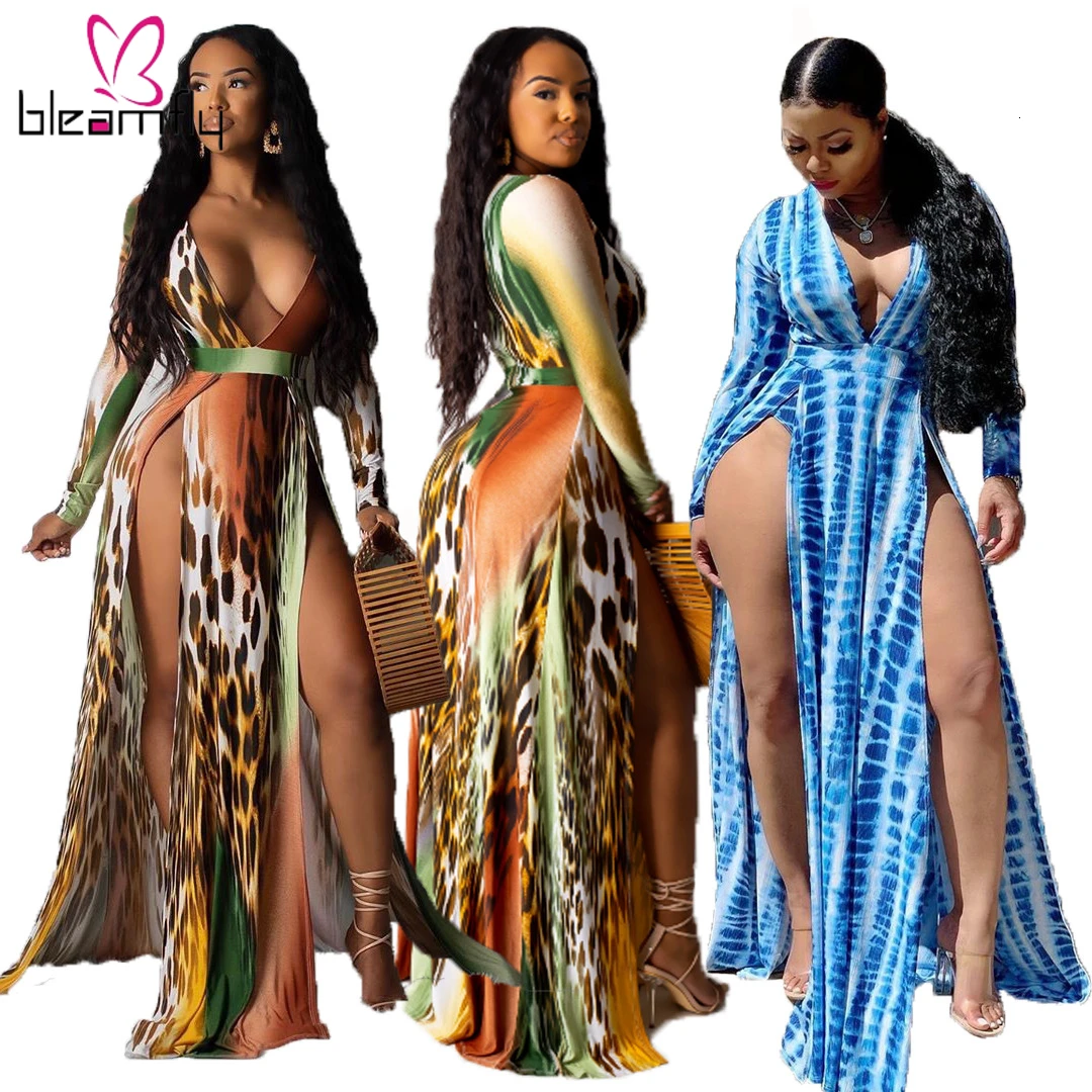 Осеннее женское платье с глубоким v-образным вырезом высоким разрезом