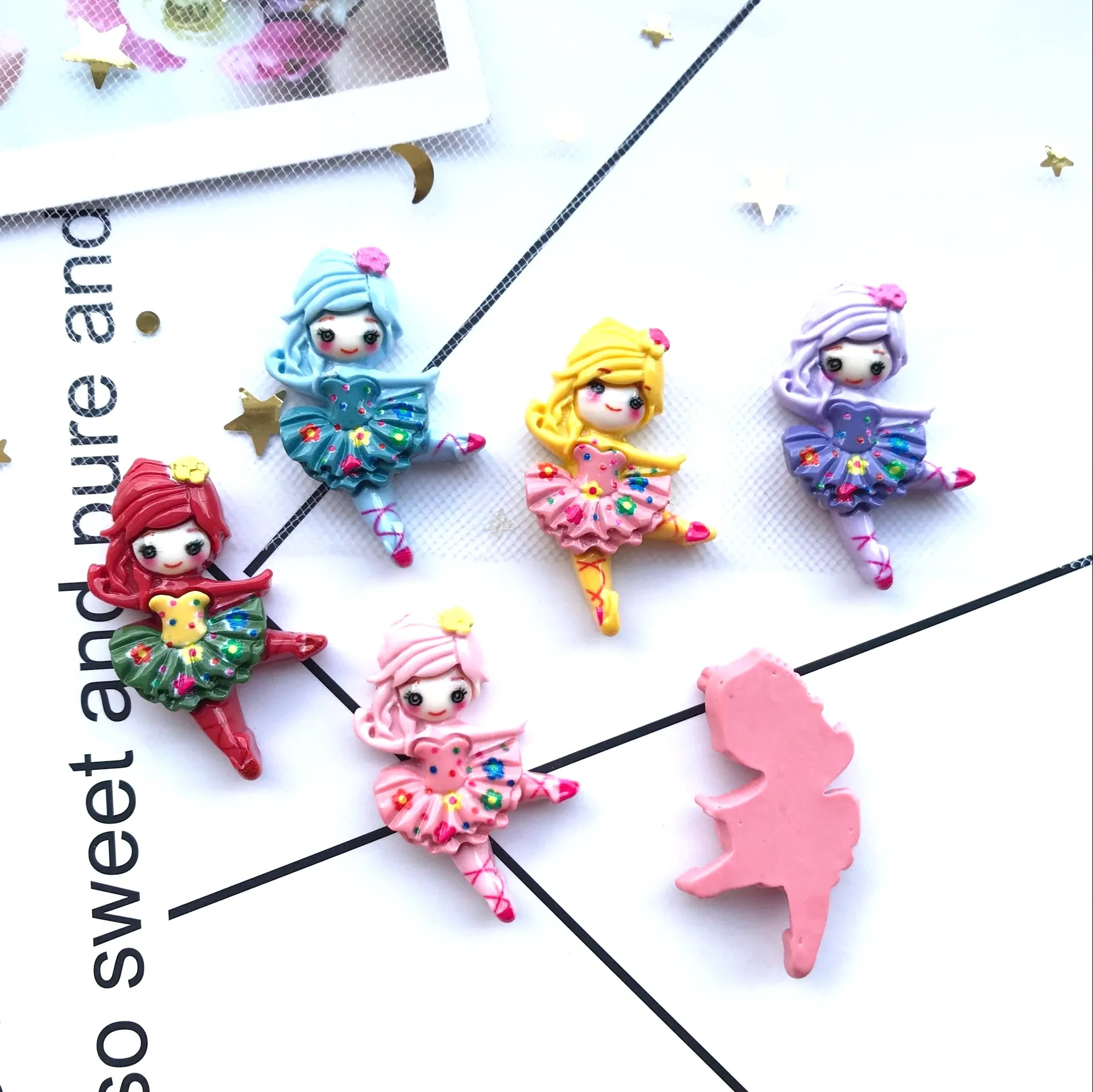 Бесплатная доставка! Плоские пластмассовые танцы девочка дети Мультяшные волосы