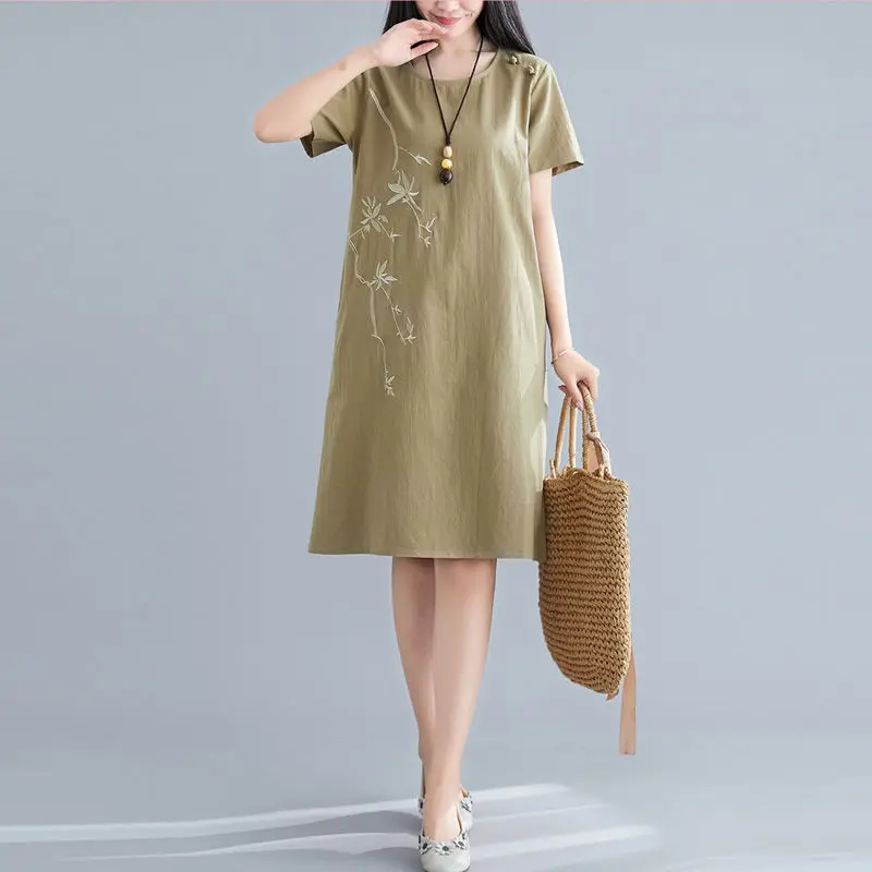 

Cotton and linen embroidered dress female 2021 summer new ethnic style loose and thin A-word skirt Western style disk button MID