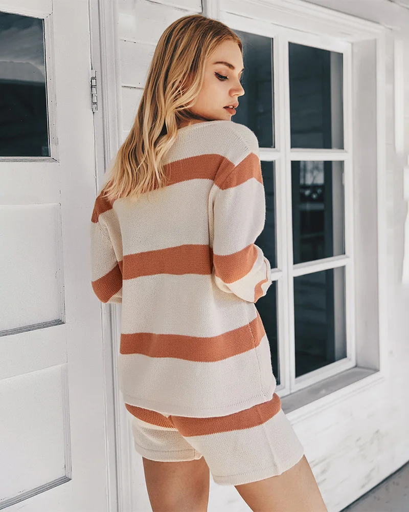 

Donsignet Fashion Women's Suit New Spring Casual Round Neck Pullover Stripe Printing Lace Knitted Shorts Two-piece Suit Regular