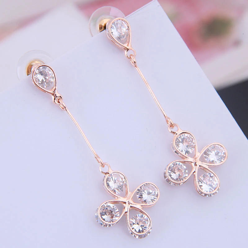 Новые корейские модные серьги гвоздики для женщин трендовые простые с милыми