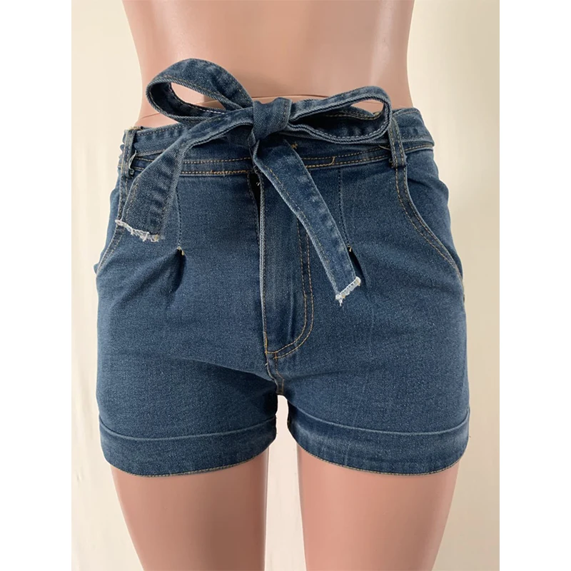 Light Blue Большие размеры модные сексуальные тонкие джинсы с отворотами шорты для женщин плиссированные чистого цвета Женский Галстук пояс джинсовые шорты Уличная 5XL - Цвет: Light Blue