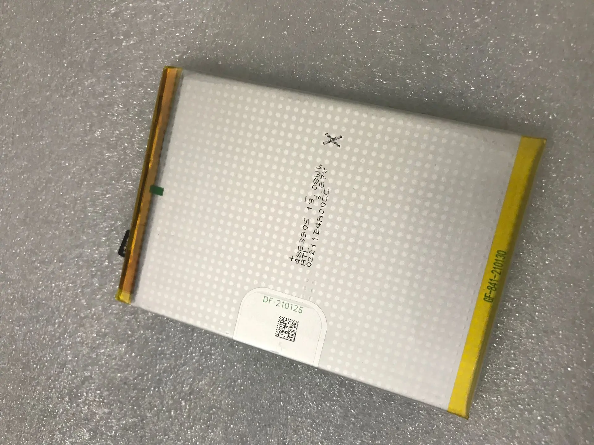 100 new original battery for realme oppo blp841 battery free global shipping