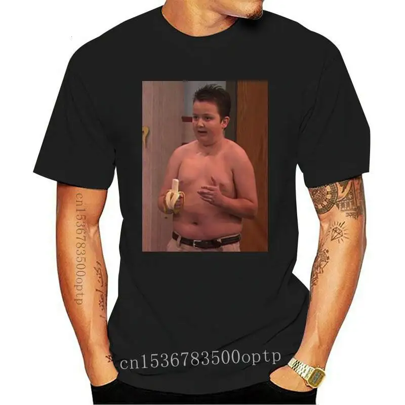 

Дизайнерская черная футболка Gibby от icpearl DMN bl