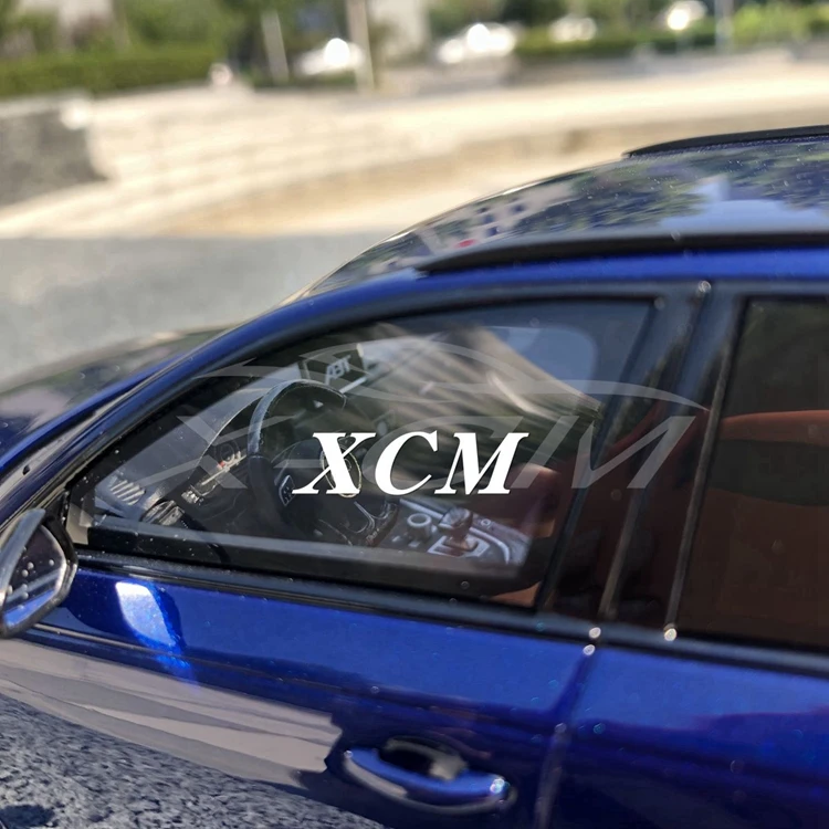 Полимерная модель автомобиля GT Spirit ABT RS4 Avant(синий) 1:18 KJ031+ маленький подарок