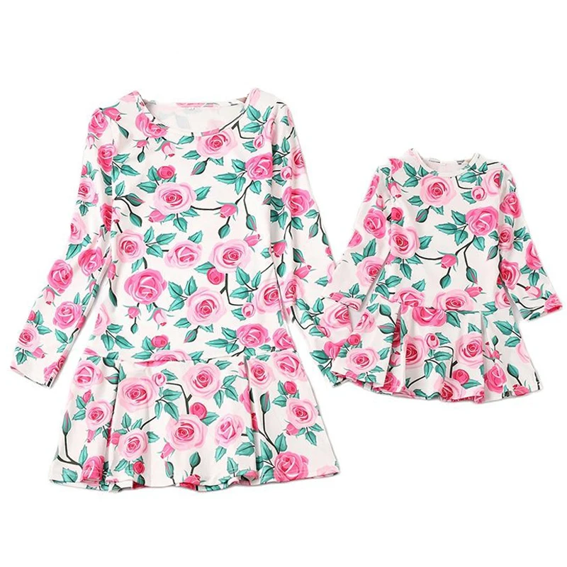 

2021 New Family Matching Outfit Baby Girl Clothes Clothes Print Mom and Me Mother Kids Girl Dress for girls Family look Dresses