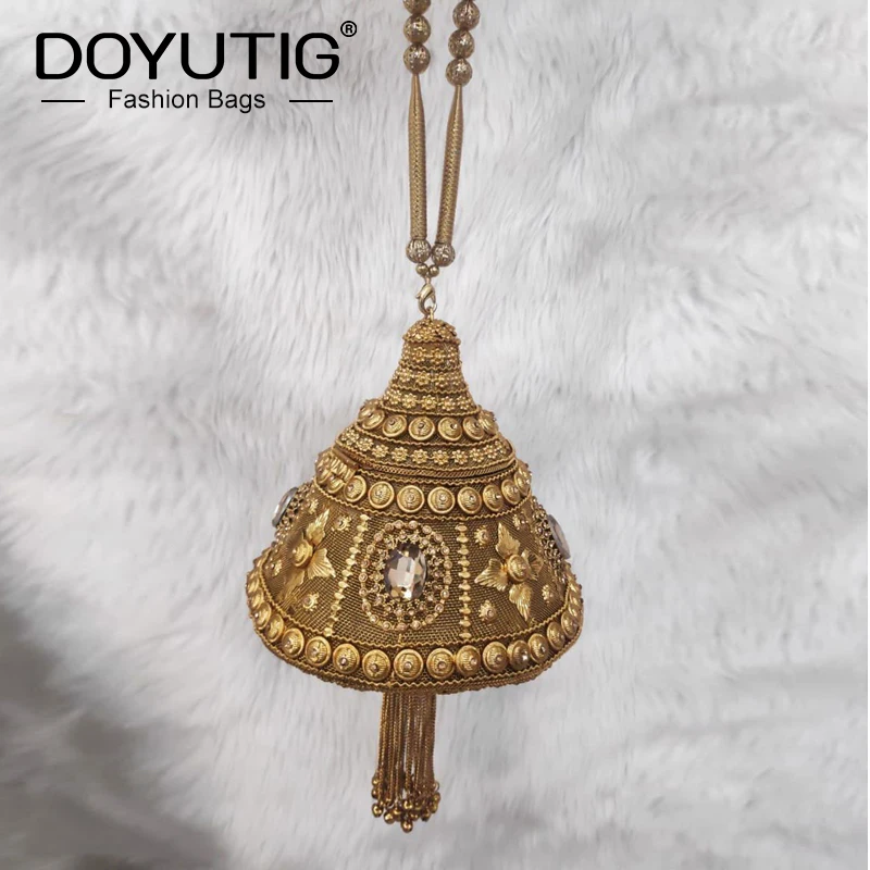 

DOYUTIG Antique Gold Indian Style Women's Hand-Made Metal Clutches For Wedding Short Tassels Crystal Buckets Evening Bags F838