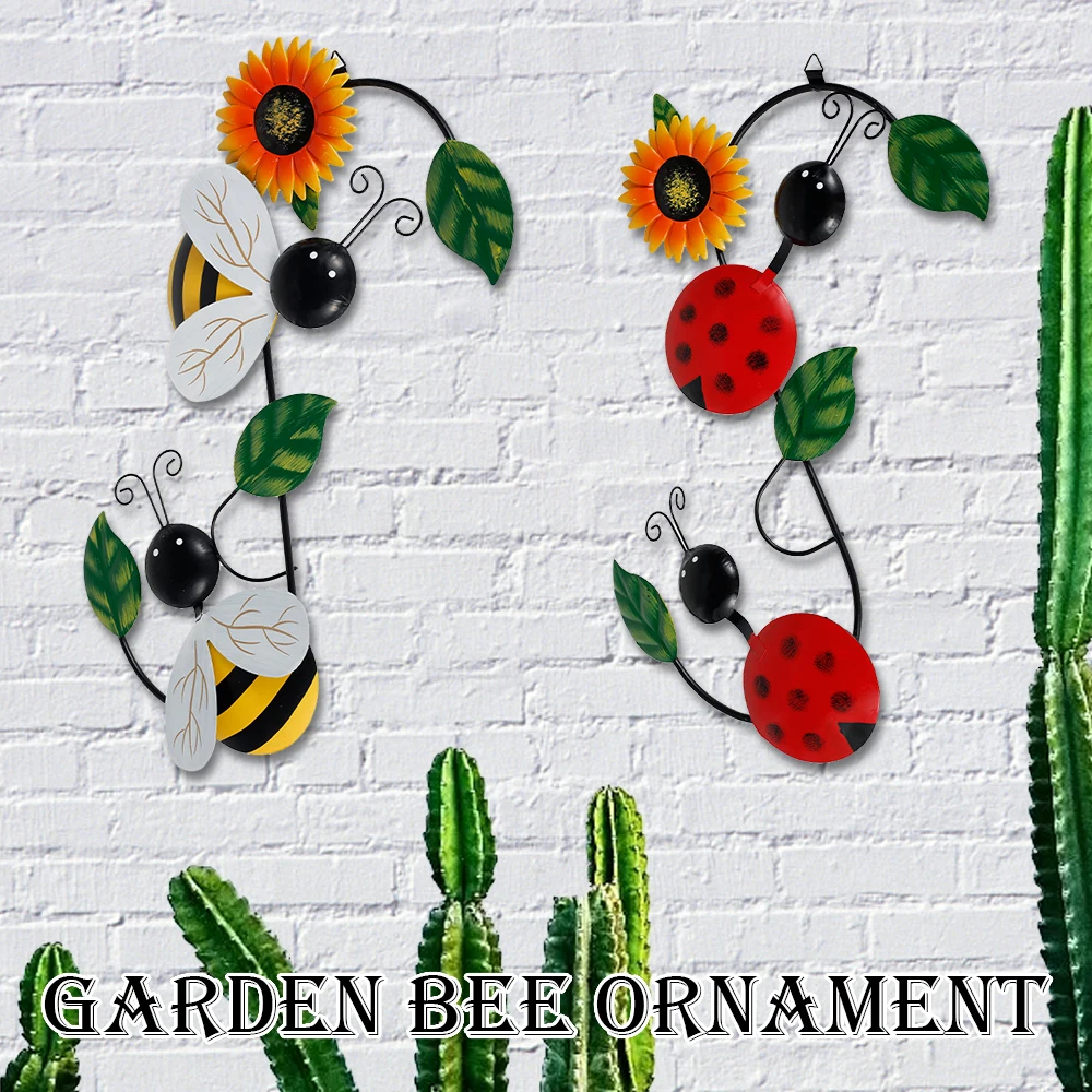 

Metal Bee Ladybug Statue Outdoor Wall Decoration 3D Sculpture Wall Art Pendant Garden Courtyard Fence Porch Balcony Ornaments