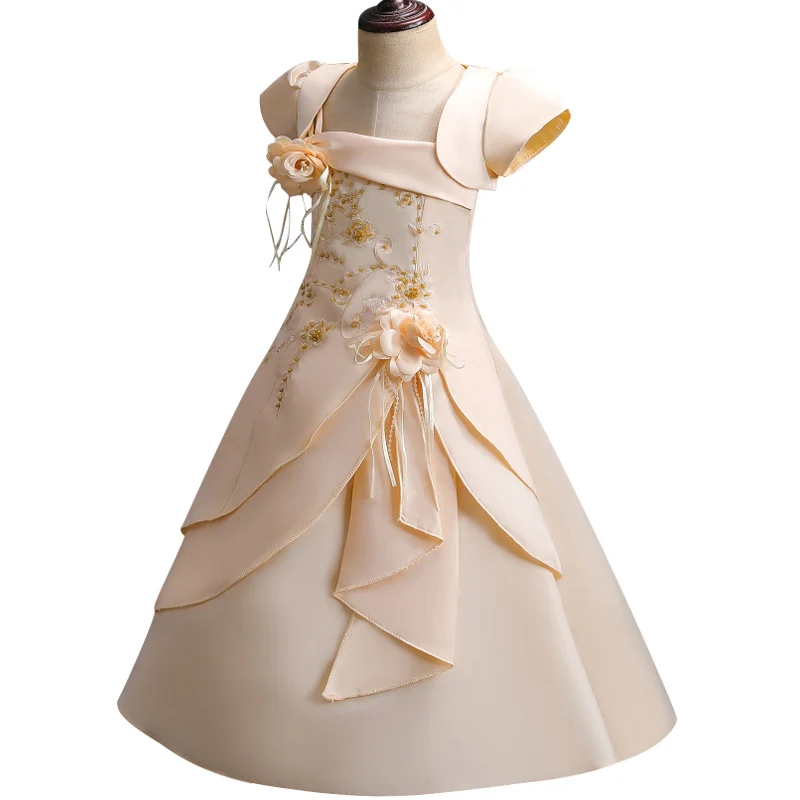 Покупатели рекомендуют Качественное детское банкетное платье с вышивкой