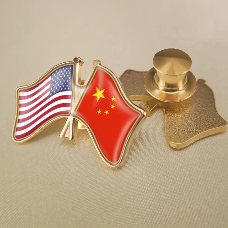 United States and China Crossed Double Friendship Flags Lapel Pins Brooch Badges | Украшения и аксессуары