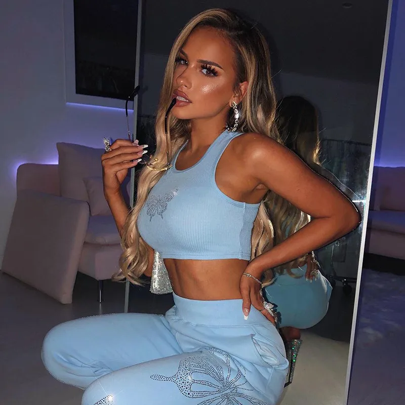 Модные блестящие майки разы в рубчик с бабочкой женские летние сексуальные