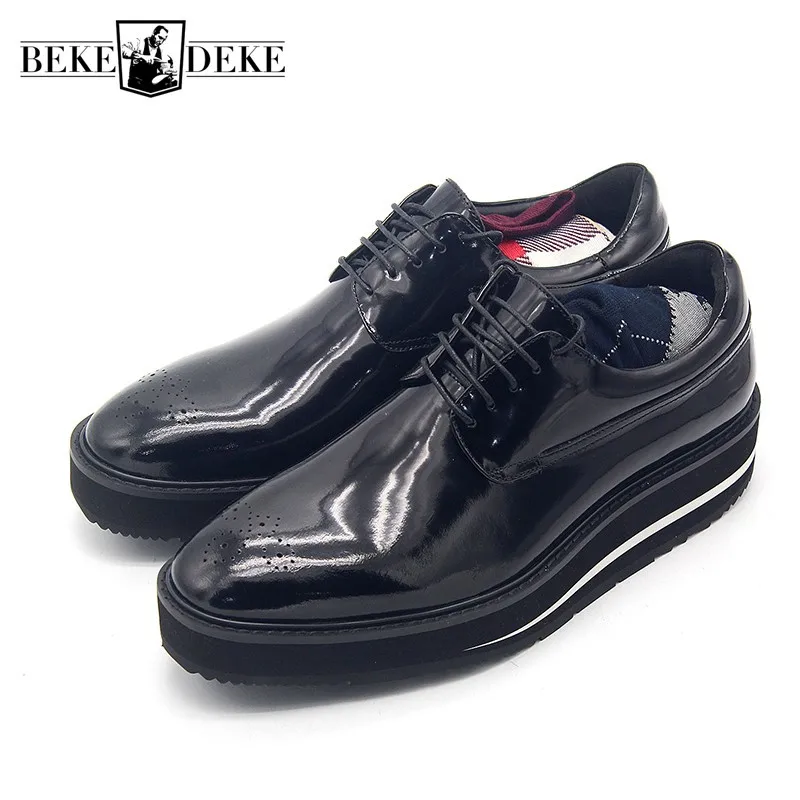 Повседневные деловые мужские туфли Дерби на шнуровке новинка 2020 резные броги