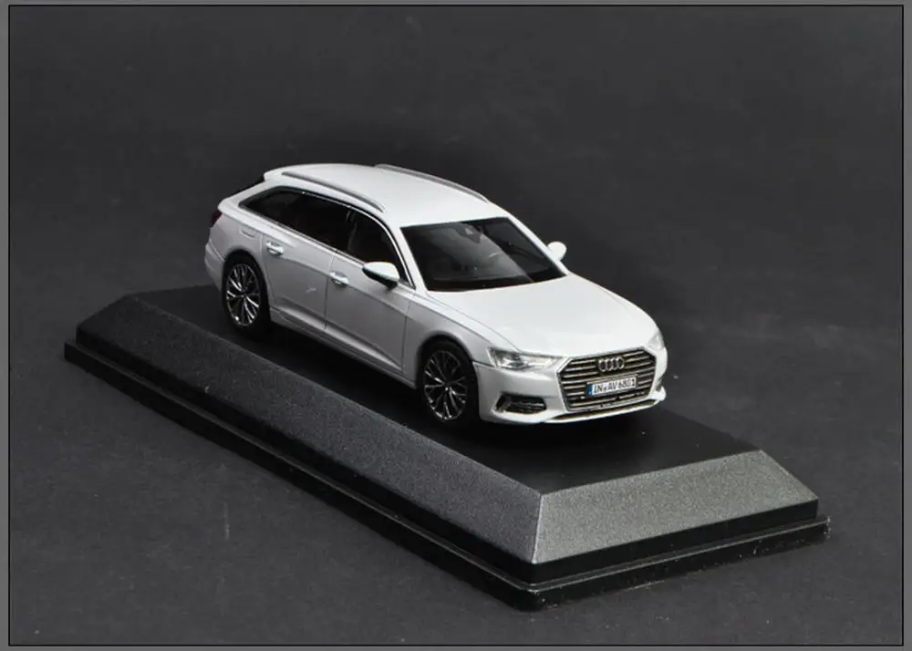 1/43 масштаб Audi A6 Avant 2018 белая литая модель автомобиля коллекционная игрушка