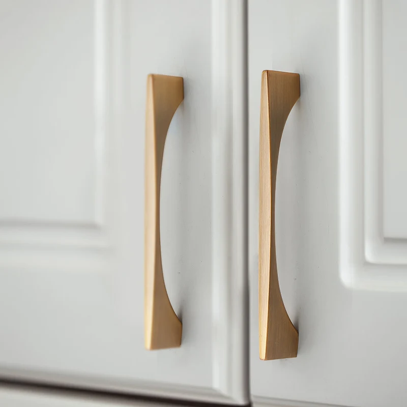 Дверные ручки желтая медная ручка для шкафа Современная контрастная дверная