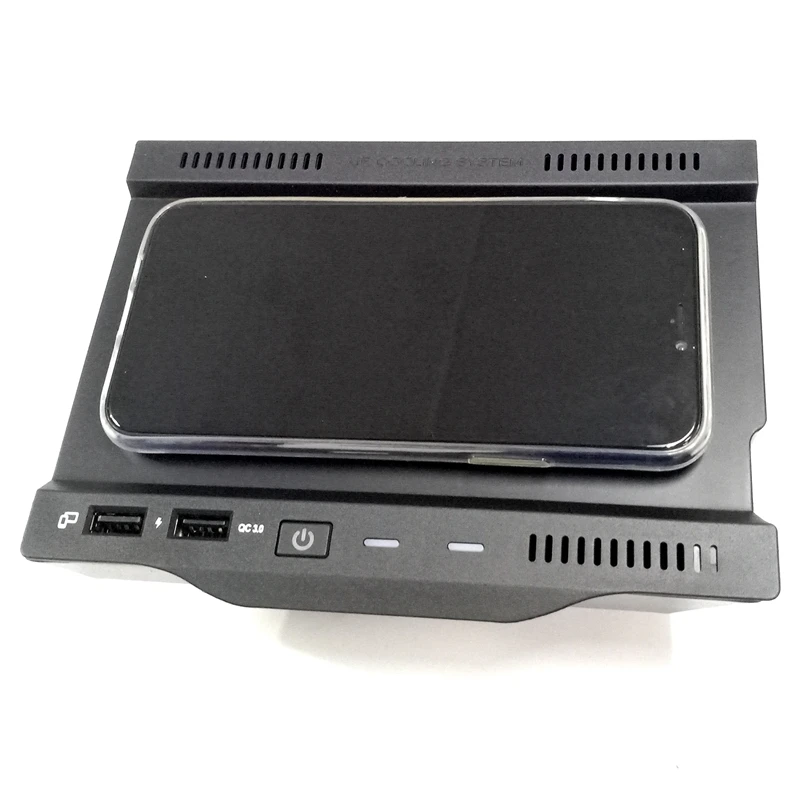 

10W Car Wireless Charger for Mercedes Benz AMG A35L W177 W246 A180 A200 B200 GLB 2019 2020 Wireless Phone Holder