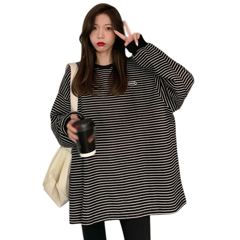 

Женская футболка в полоску, с длинным рукавом и круглым вырезом