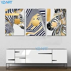 Абстрактная Геометрия Золотая фольга живопись на холсте с изображением лошади постеры и принты Зебра животные постеры настенные картины для декора комнаты