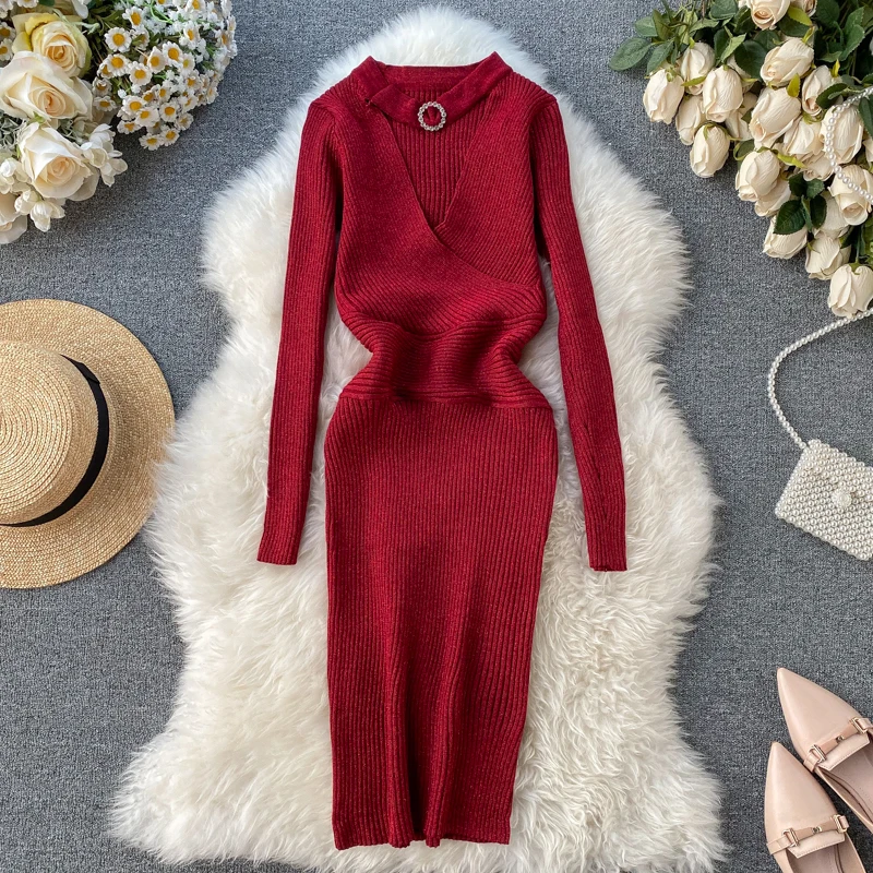 Женское трикотажное платье ALPHALMODA блестящее вязаное с V-образным вырезом