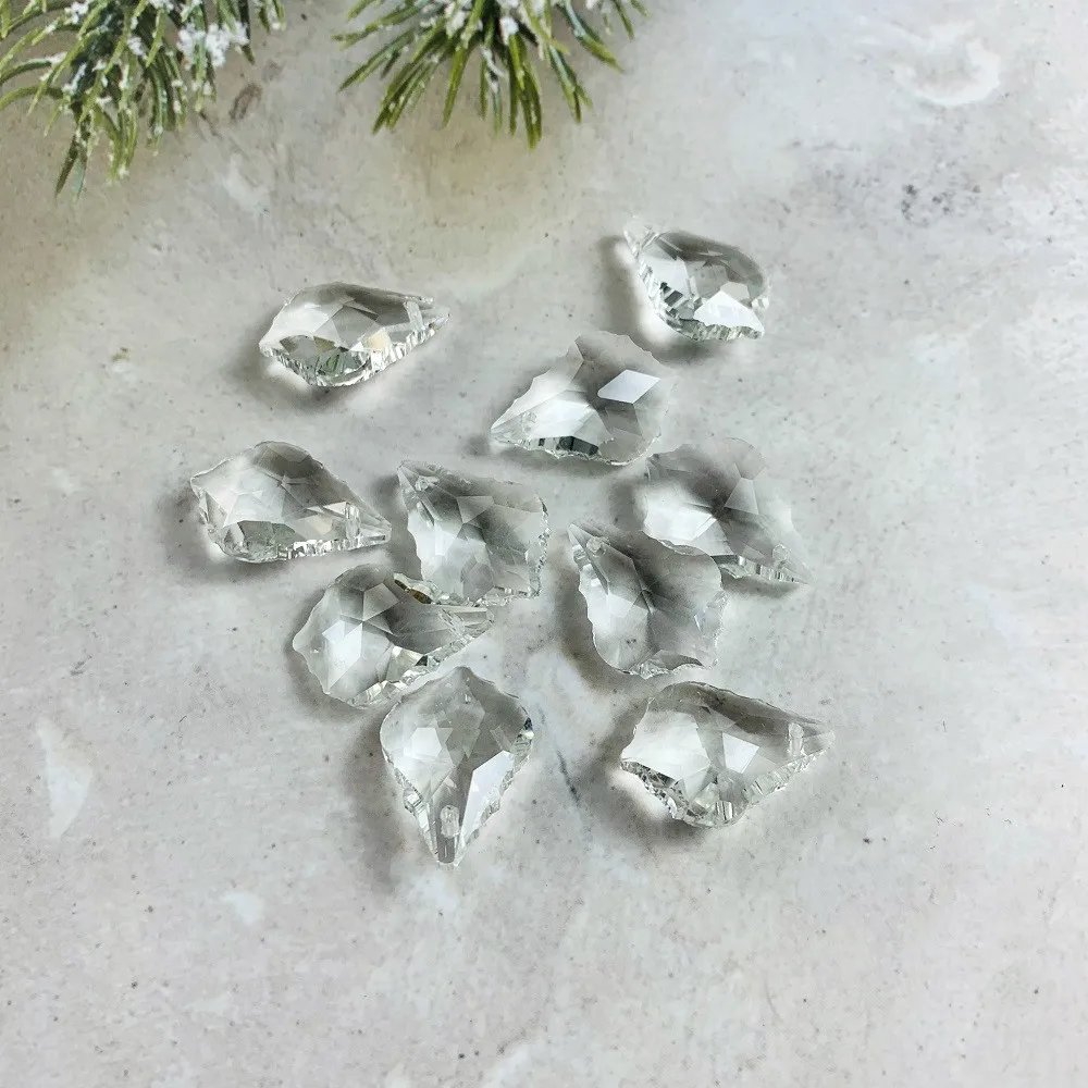 Хрустальные бусины кленовый лист 22 мм