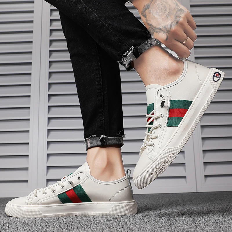

Men's luxury sports shoes 2021 new thick soled anti slip casual shoes light and comfortable men's high quality sports shoes