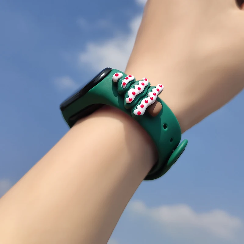 

For Mi Band 6 5 4 3 Watch Strap Christmas Gift Silica gel Bracelet Breathable Smart Wrist Xiaomi Band 6 5 4 3 Fitness Wristbelt
