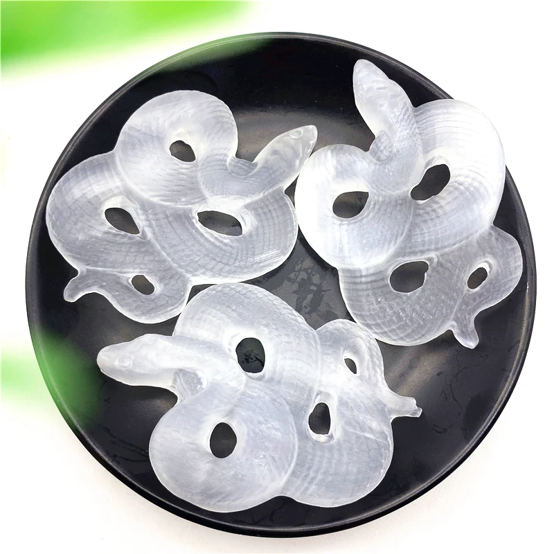 

Натуральные белые кристаллические змеи из селенита, ручная работа, украшение из искусственных кристаллов, лечебные натуральные камни и мин...