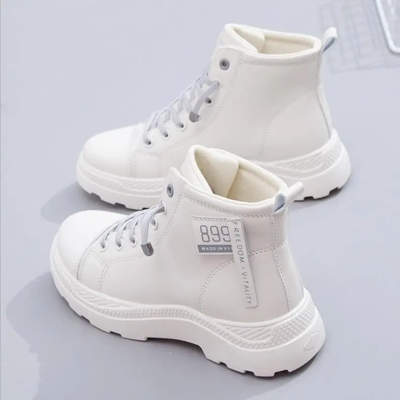 

Женские ботинки Martin, новинка сезона осень 2021, женская обувь, повседневные ботинки на плоской подошве, женские модные короткие ботинки, кожан...