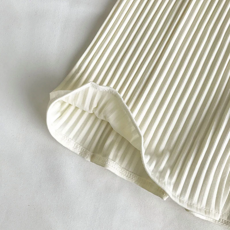 Женские шорты в Вертикальную Полоску с поясом TIGENA повседневные Корейском стиле высокой талией желтые и