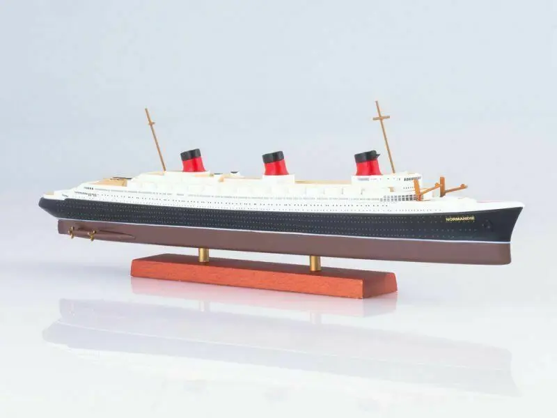 ATLAS 1/1250 литья под давлением Normandie круизного судна лодки лодка модель
