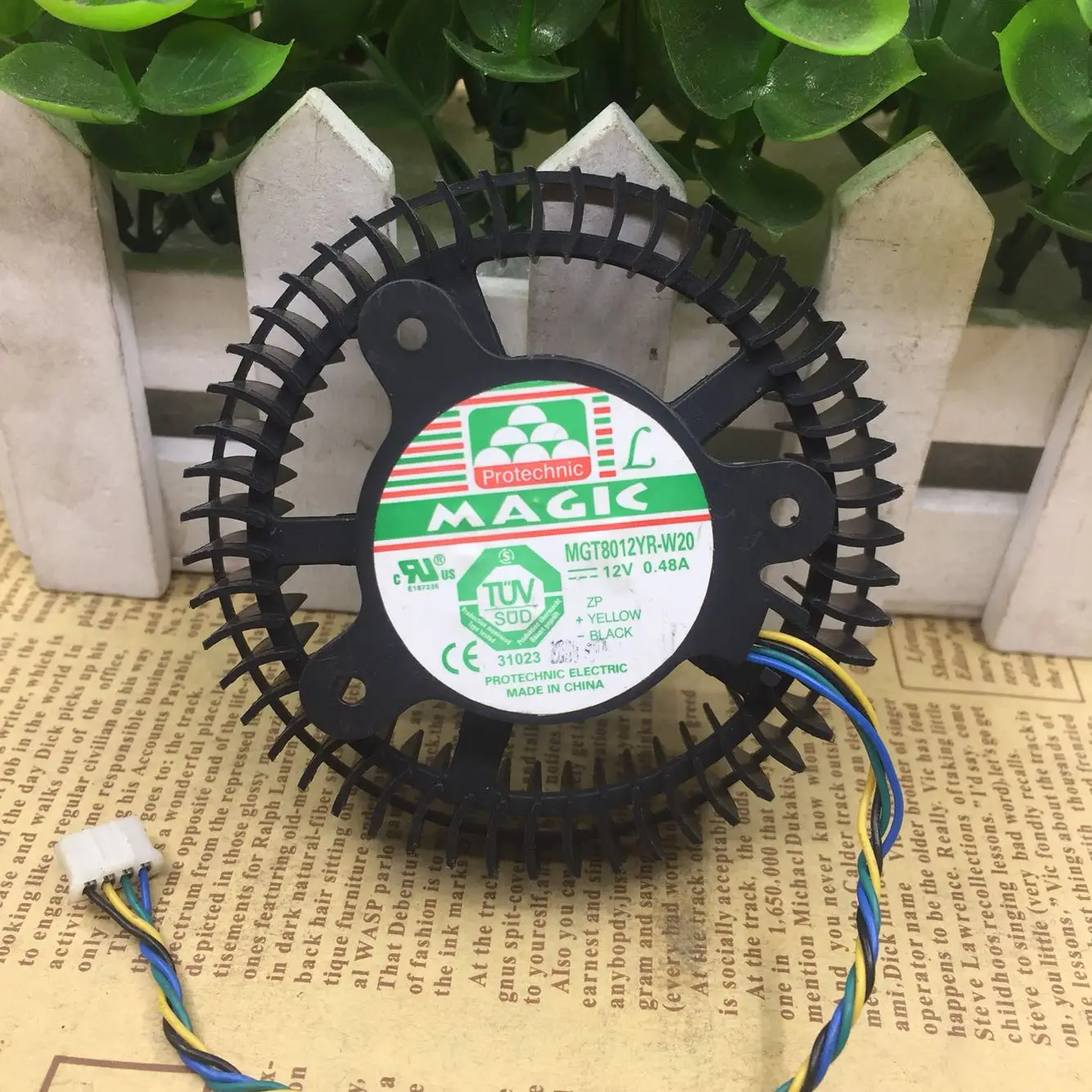 MGT8012YR-W20 DC 12v 0.48a GTX260 GTX275 GTX280 GTX285 Вентилятор охлаждения колесо вентилятора графической карты