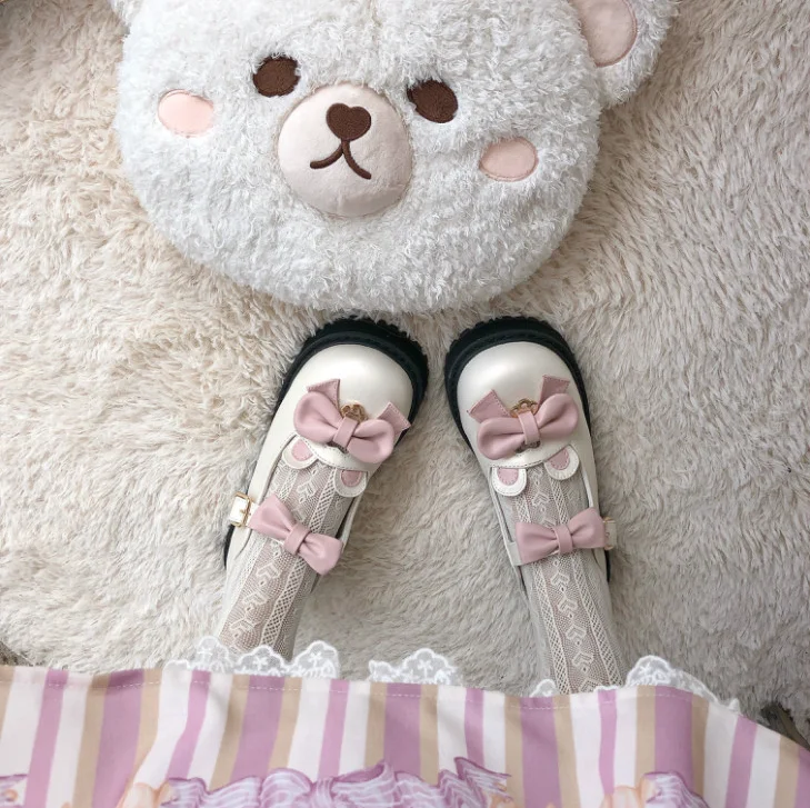 

Japanese anime cosplay lolita shoes sweet round head platform gothic shoes cute bowknot hasp kawaii shoes cute ears PU loli cos