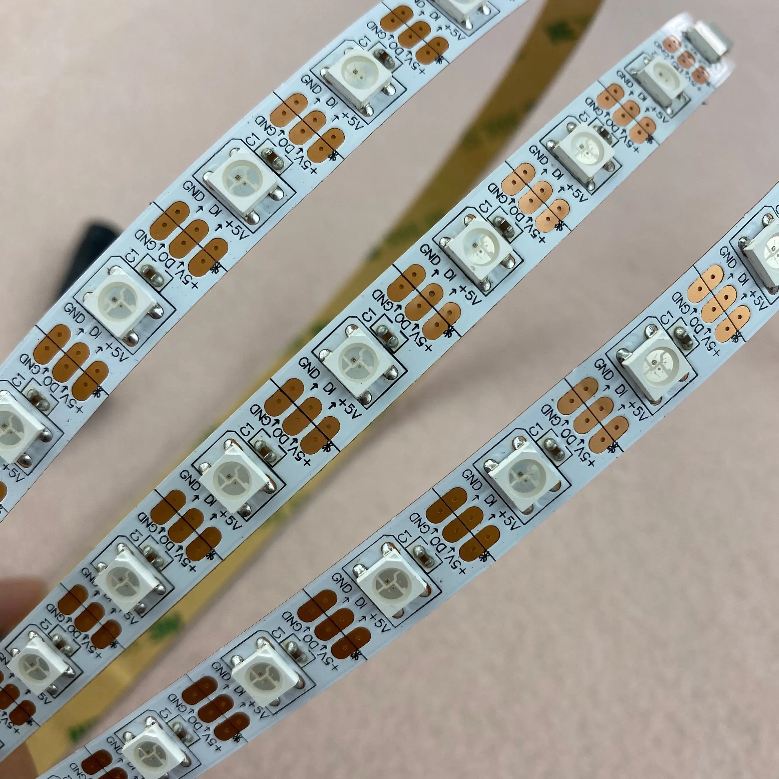 Адресуемых и формирующая листы для кровли 4 м/5 м 60 Светодиодный s/m DC5V WS2812B