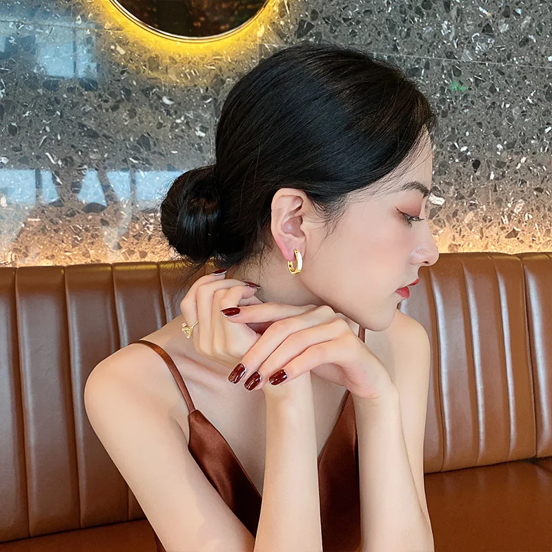 Новинка 2021 высококачественные металлические овальные Висячие серьги для женщин