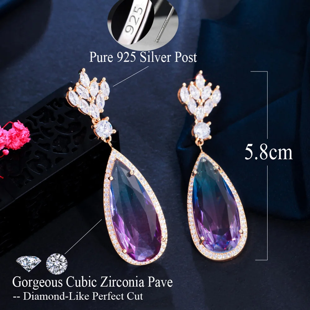 Женские позолоченные серьги Pera Surprise фиолетовые синие с радужным градиентом