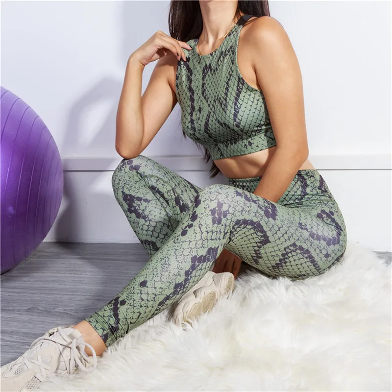 Cool Gym Woman Sportswear 2 Piece Dry Fit Workout Clothes Women Tracksuit Sports Suit Fitness Clothing Female Unique Snake |