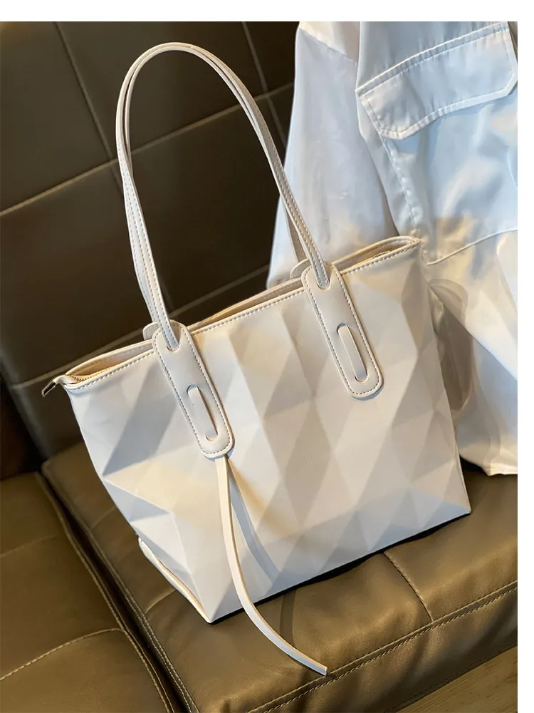 

Special bag female 2021 niche design geometric folding rhombic laptop bag leisure shoulder bag large capacity