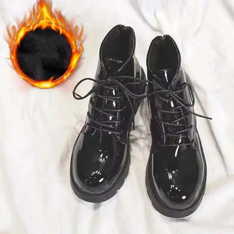 Женские ботинки в британском стиле Goth черные боевые челси из лакированной кожи