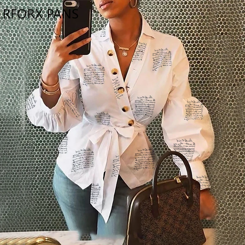 Блузка на пуговицах с рукавами-фонариками запахом и принтом | Женская одежда