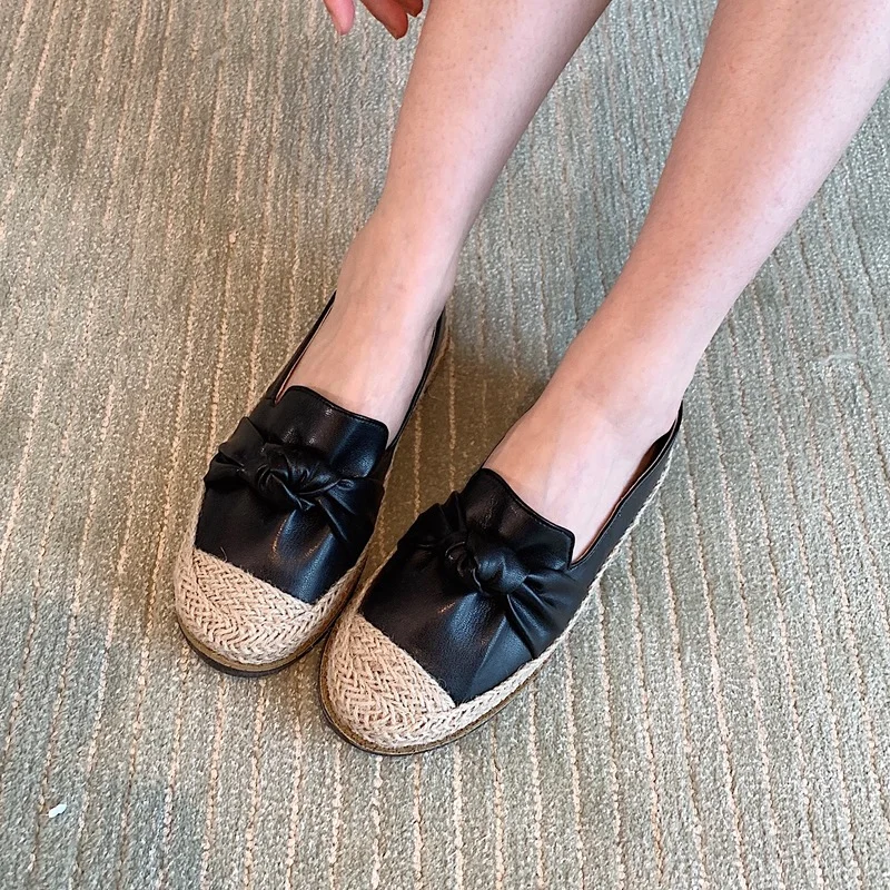 

Туфли рыбацкие женские ленивые, корейская модная холщовая обувь в Корейском стиле, мягкая плоская подошва, одноножные, черные, белые