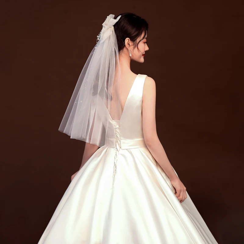 Свадебная фата с гребнем E JUE SHUNG жемчугом и коротким бантом дешевая симпатичная