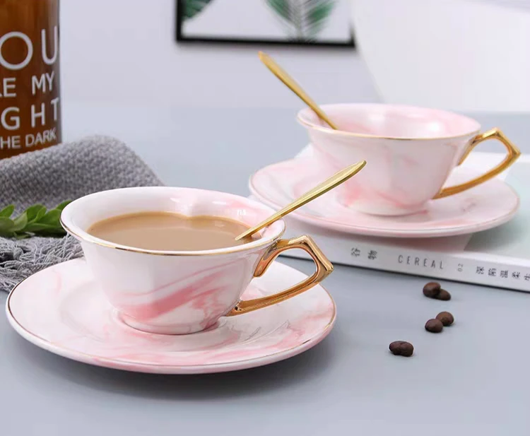 Ceramic Coffee Cup Set English Afternoon Tea Set Heart shaped Mug Tea Couple Cup and saucer Coffee Set Gift for lover
