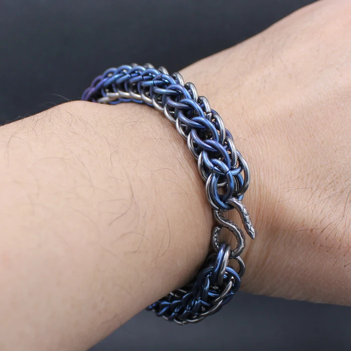 

22CM Men's Titanium Alloy Bracelet Hand-woven Customized Portable Accessories