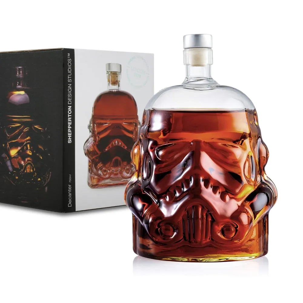 

Whiskey Decanter Creative Glass DarthVader Bar Set Wine Glasses Portable Carafe Skull Decanter 750 ML For Man Gift